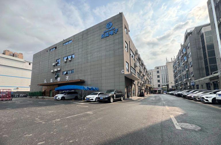 60平至1000平清湖地铁站旁拧包入住电商办公室仓库厂房出租