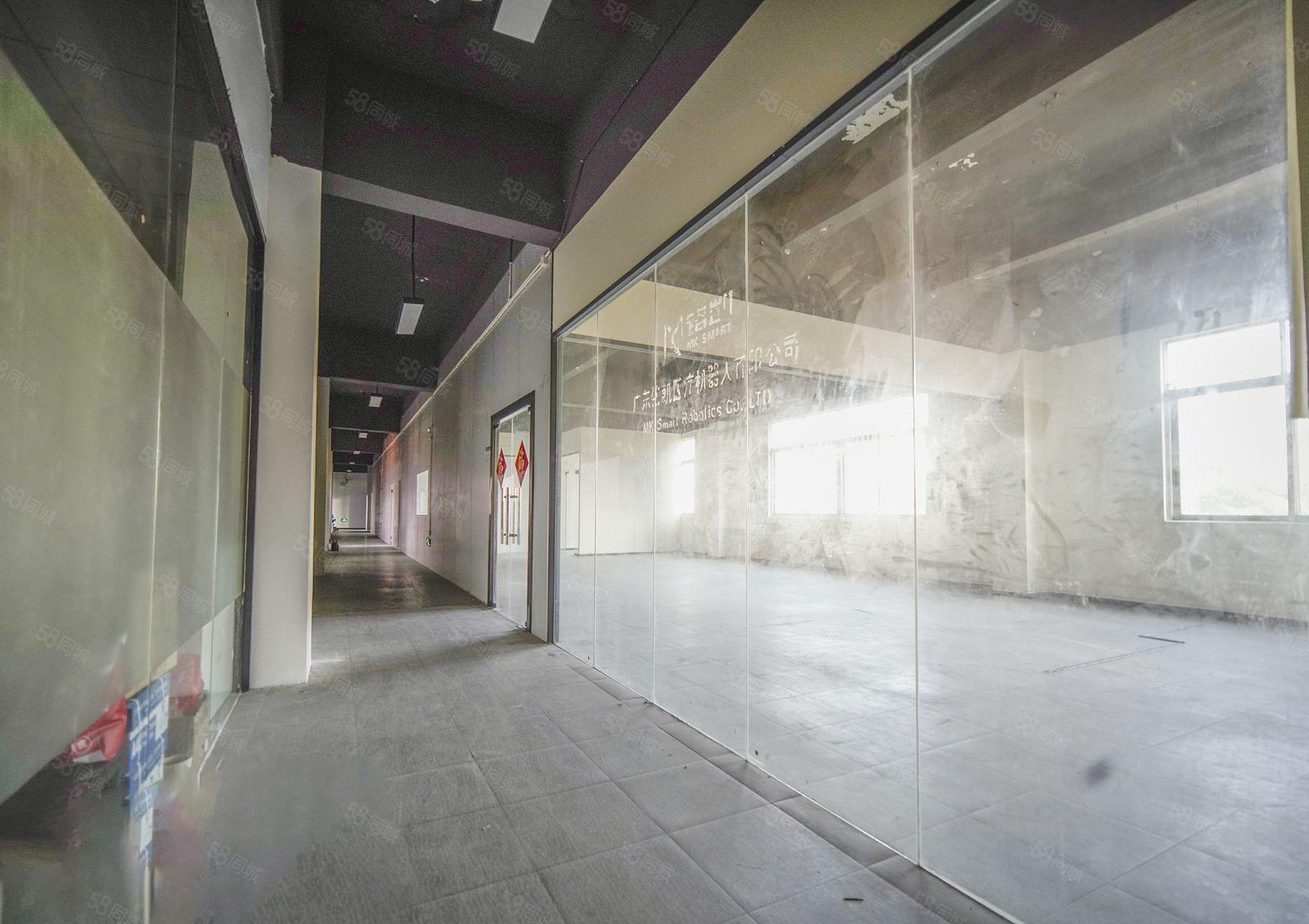 龙华清湖地铁站附近176平米办公厂房仓库业主出租 带现成装修