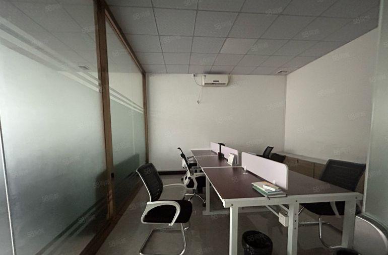 龙华清湖1200平特价厂房出租仓库招租原房东可分租地铁口附近