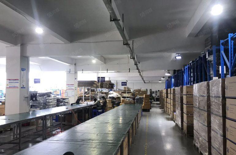 元芬地铁口，精装修整层2000平，厂改办公，园区形象好空地大