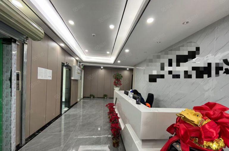 整层2100平精装厂房办公出租，龙华地铁口附近，原房东直租