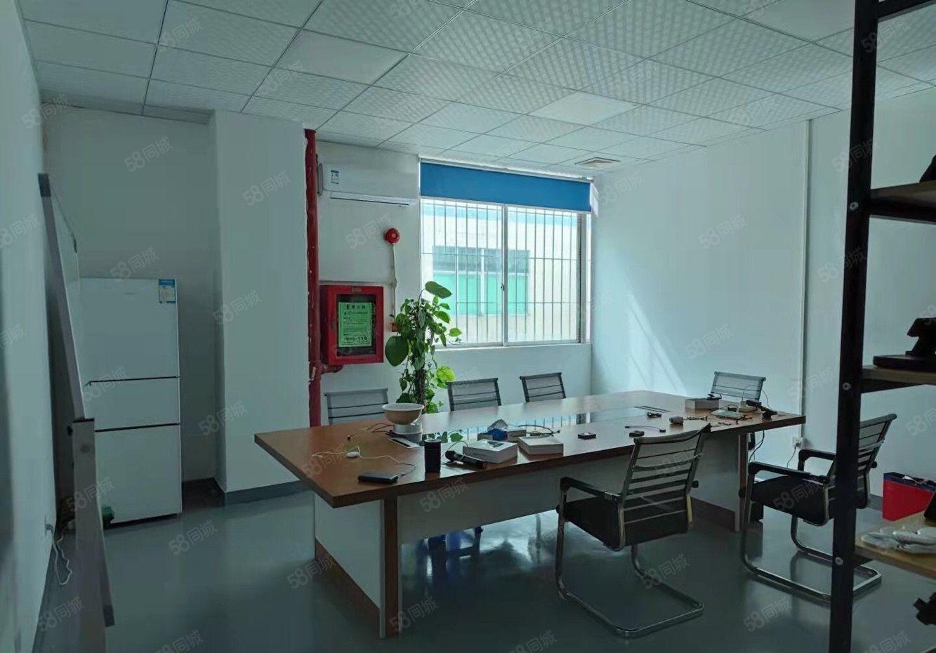 龙华汽车站附近新出楼上精装厂房800平