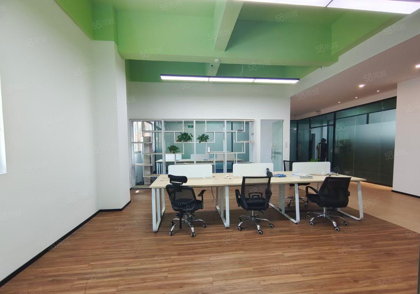 龙华元芬地铁口电商园新出楼上250平精装修办公室出租