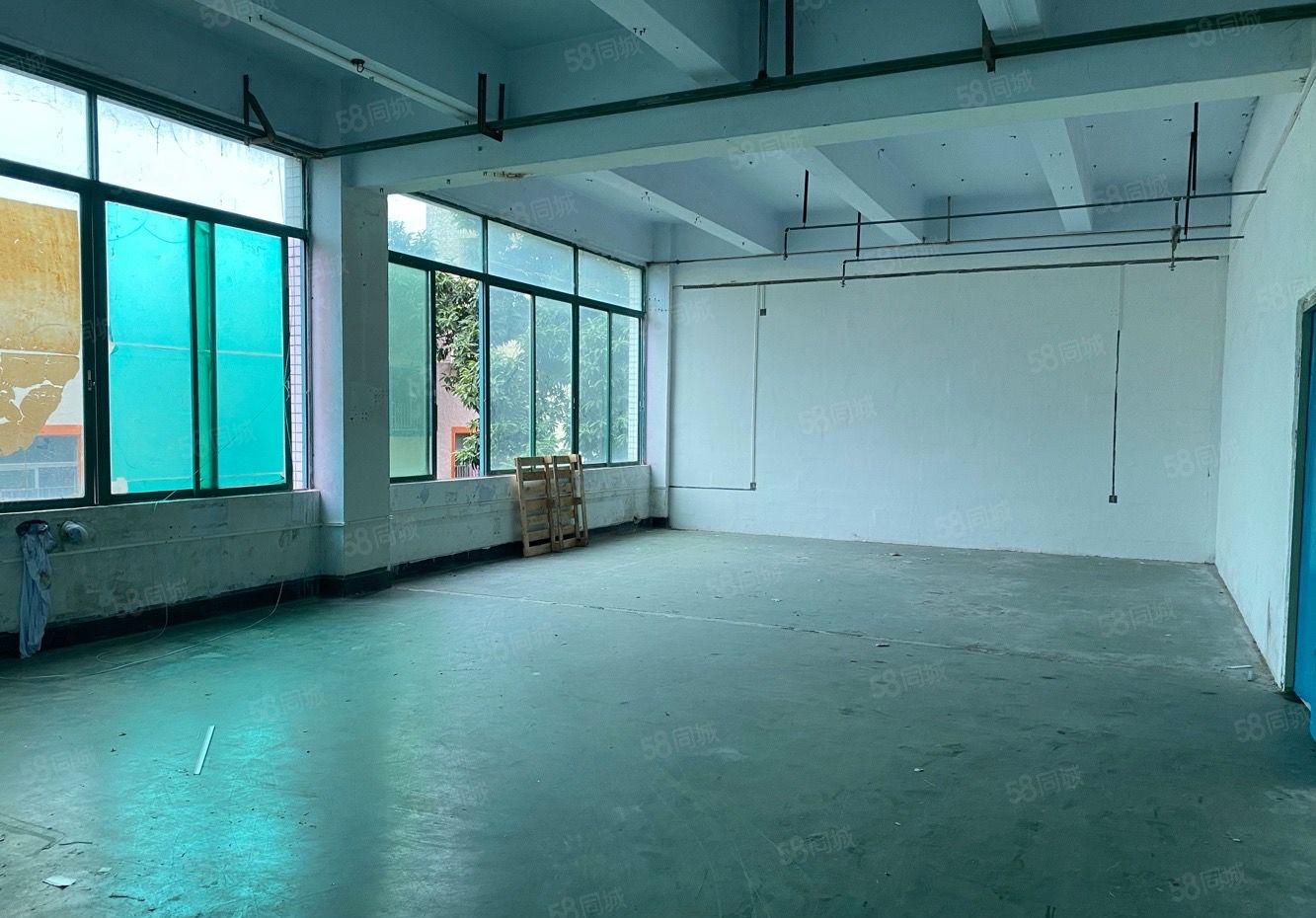 龙华大浪华昌路小面积厂房出租，100平租金3000元