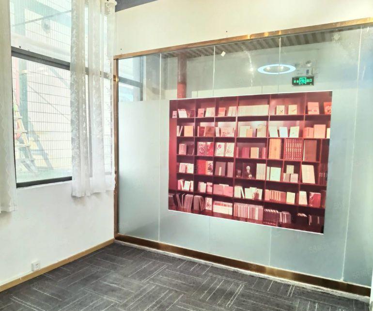 元芬地铁站智慧云谷精装50平起租办公室少量招租欢迎咨询