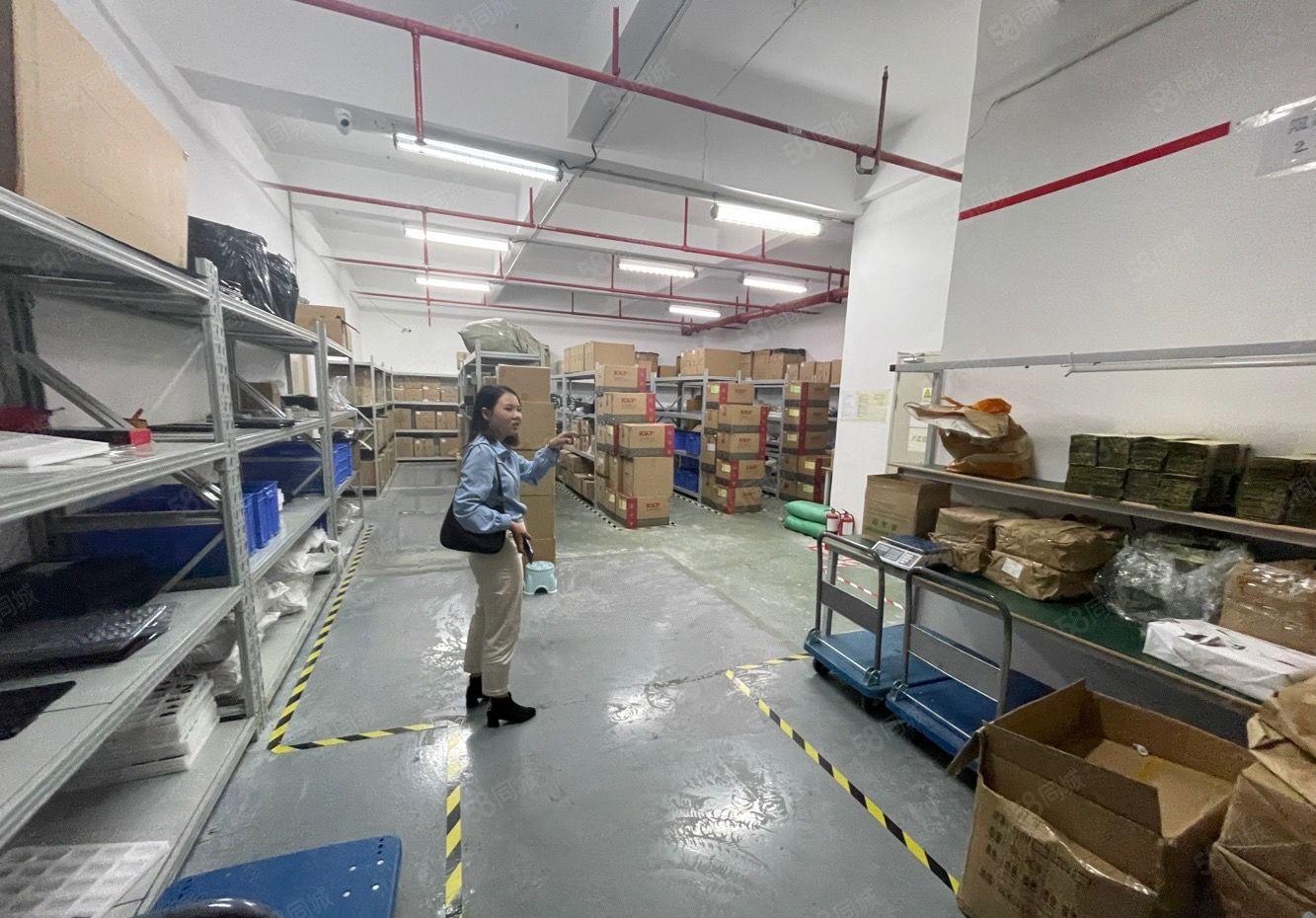 龙华观澜章阁工业园楼上1000平精装修厂房出租可办环评