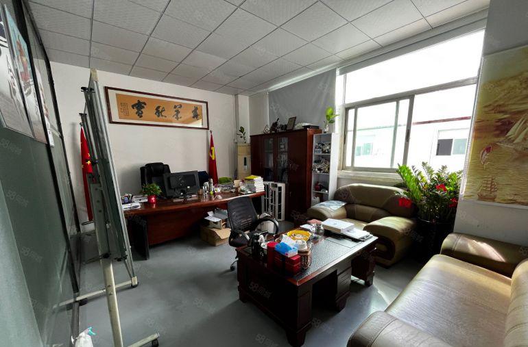 观澜樟坑径轻轨站边400平精装修研发办公室厂房仓库出租