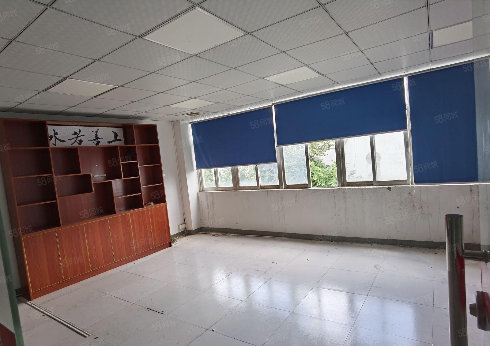 观澜新田原房东独栋出租一二楼共2000平，带装修无转让费出租