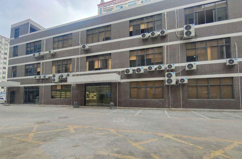 龙华大浪羊台山地铁口小独栋2000平厂房出租，适合总部，研发