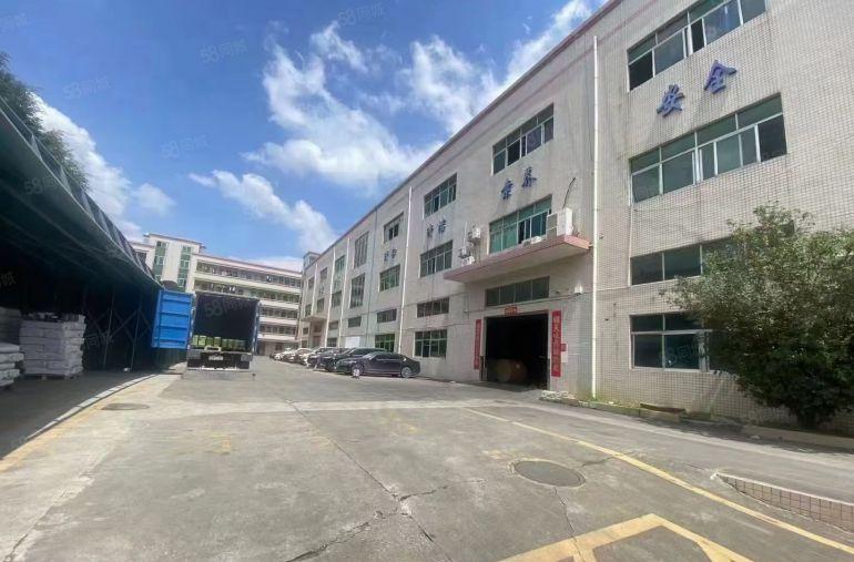 观澜原房东新出二楼2200平方带装修厂房仓库出租形象好空地大