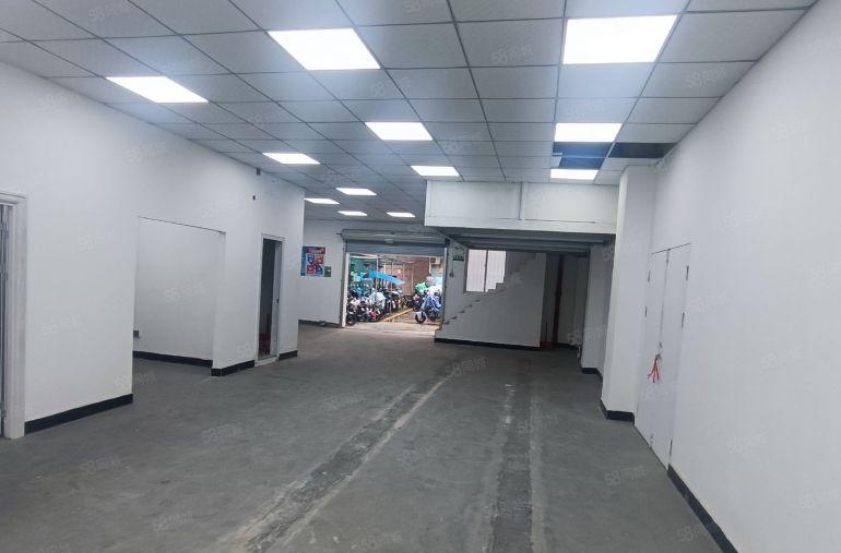 龙华油松精装修厂房一楼260平 带阁楼 使用率高