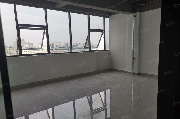 龙华元芬地铁口精装红本电商物流仓库办公室500平，可拎包入住