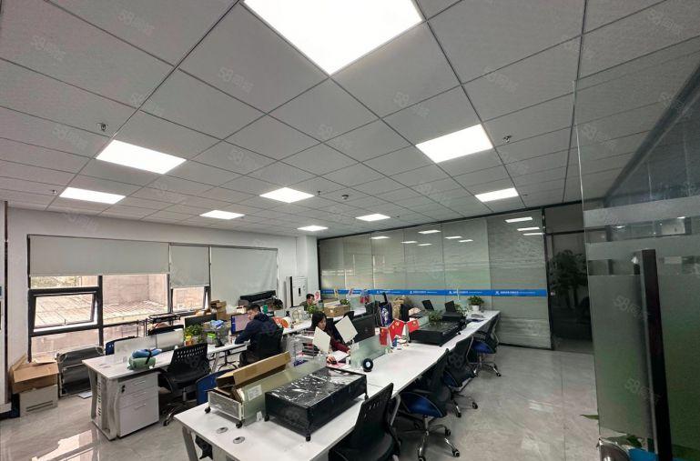 100平起清湖地铁口电商园精装修办公室一楼仓库4000平出租