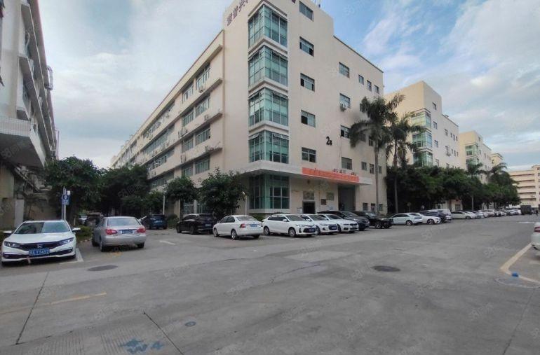 观澜桂花原房东红本厂房1800平精装修实际面积出租大小可分租