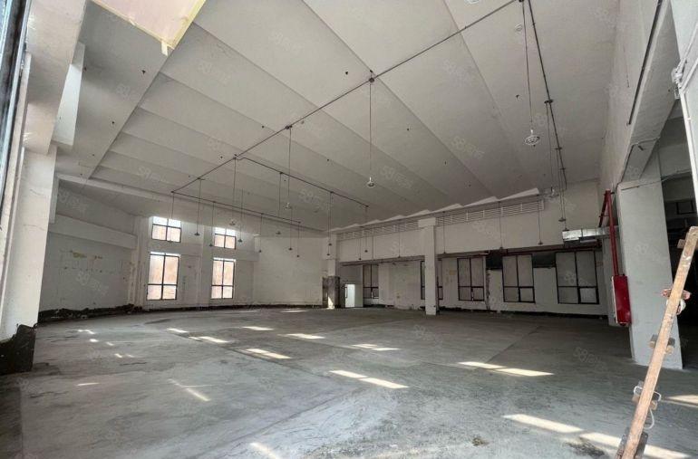 龙华区1楼仓库出租2000平可分租500平起原房东