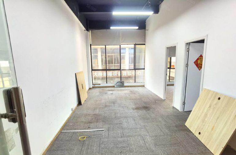 元芬地铁站智慧云谷精装50平起租办公室少量招租欢迎咨询