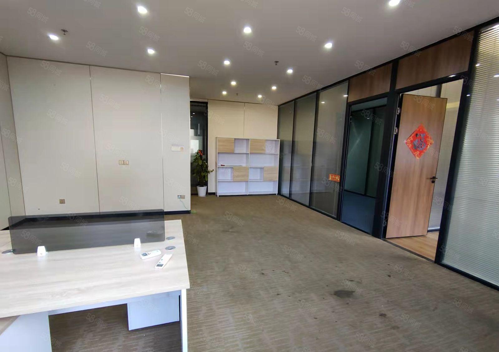 龙华大浪商业中心附近160平精装写字楼厂房出租21格局