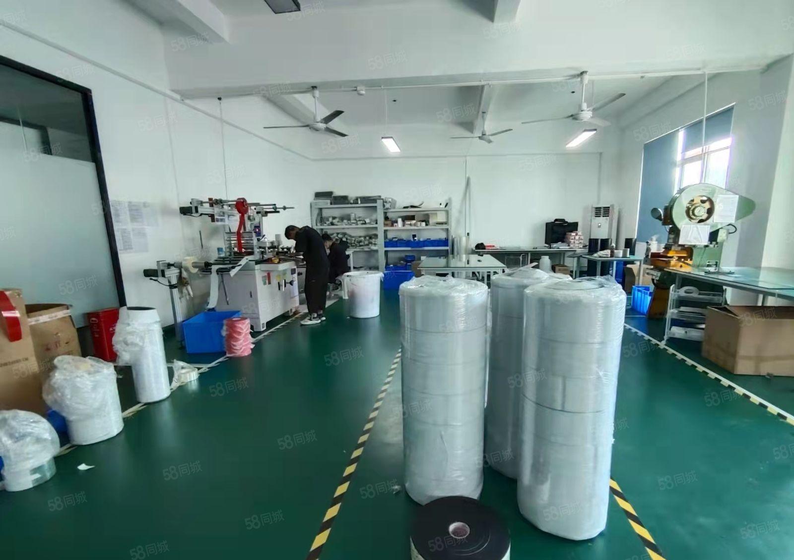 龙华天虹附近新出楼上350平精装办公厂房出租