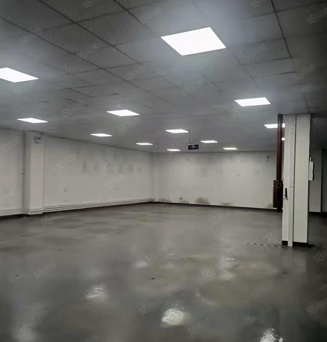 民治牛栏前1楼厂房950平，精装，高6米，租金40元