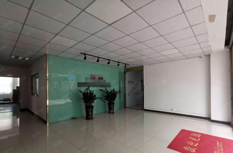 龙华油松富士康旁工业园1200平精装修办公室仓库一楼厂房出租