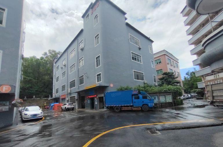 观澜桂花靠近地铁口楼上1000平精装修千级无尘车间出租