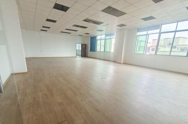 500平起分租，油松天汇大厦附近整层1800平精装修厂房出租