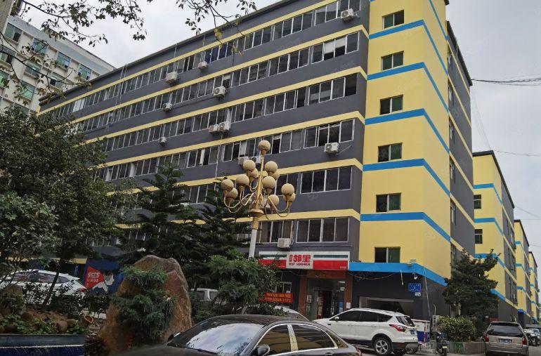 龙华浪口宝柯工业园整层850平米带装修厂房出租