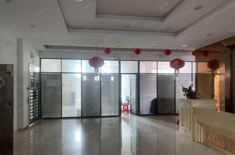 龙华大浪新出楼上2050平米整层精装厂房，可分租