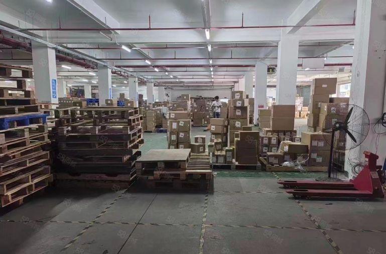 300平起租龙华清湖1000平精装修厂房出租电商一楼仓库分租