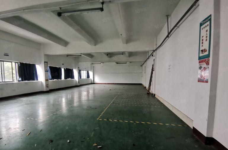 观澜福民工业园楼上1500平可分租750平带精装修水电齐全