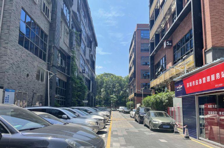 龙华民治地铁口园区329平带精装修带空调厂房办公室出租