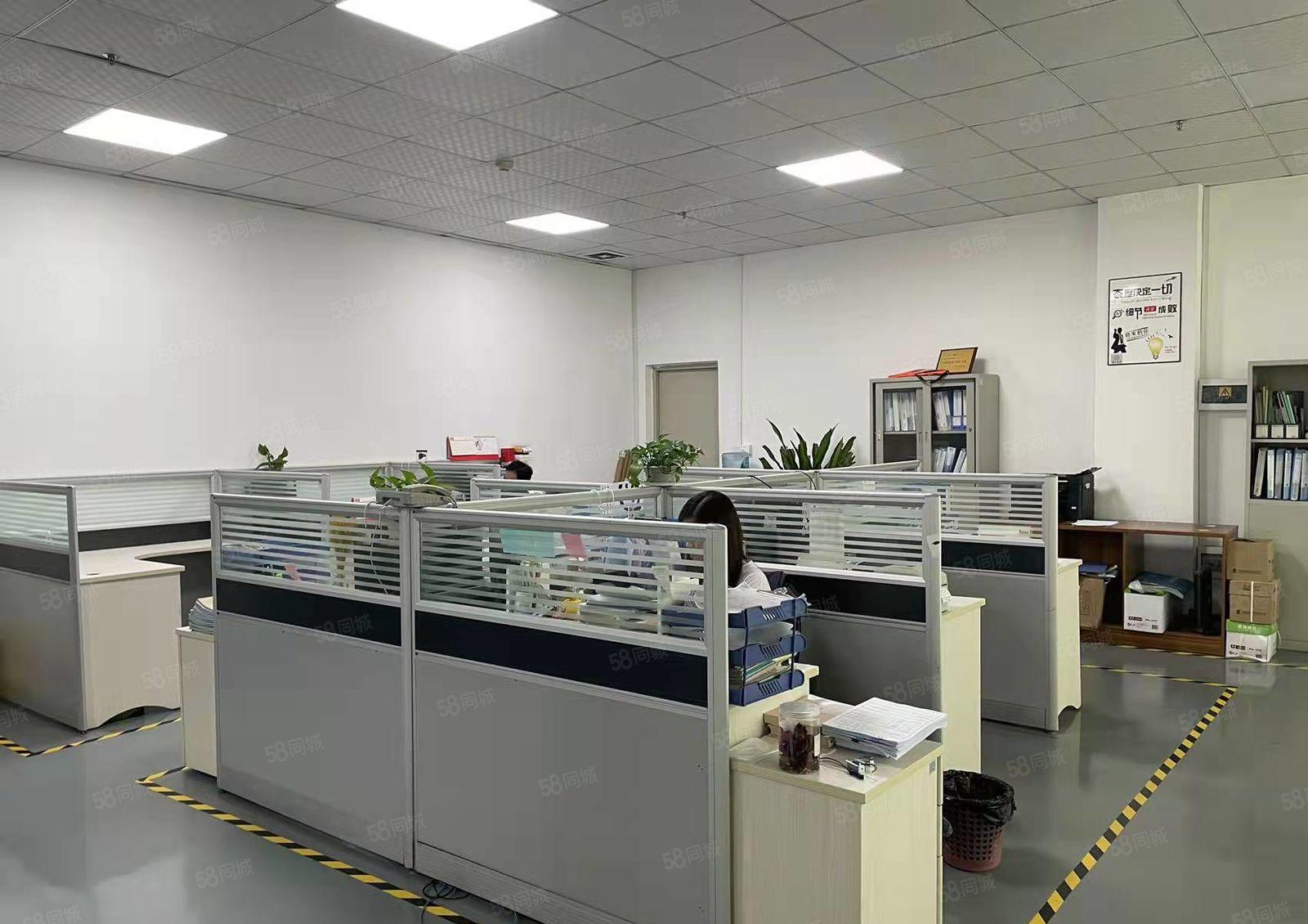 深圳龙华大浪新百丽附近楼上整层2680平精装工业厂房出租。