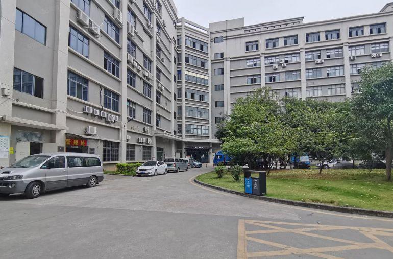 出租21块租龙华大浪1000平红本厂房原房东厂房仓库出租