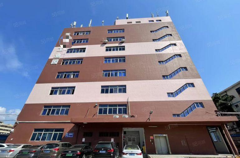 观澜福民一楼厂房出租600平方实际面积，精装修办公室可分租。