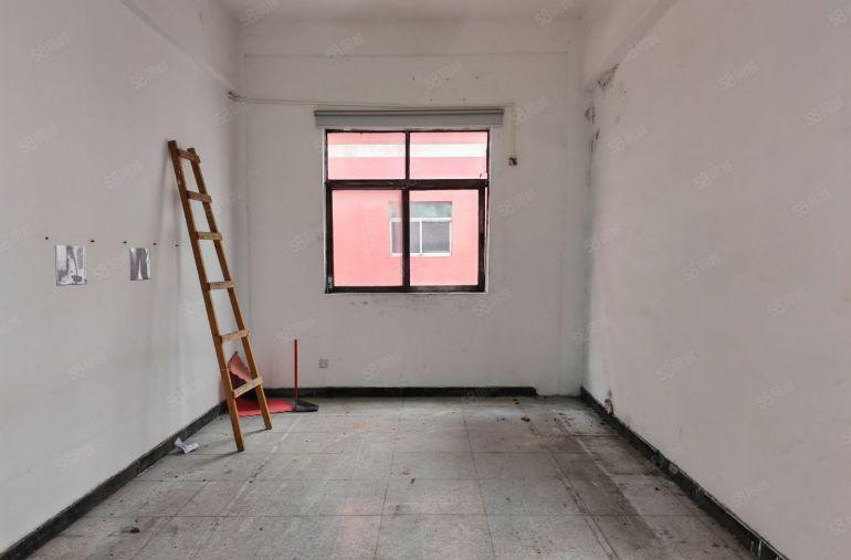 羊台山地铁口，楼上120起租，精装修厂房仓库分租，好停车