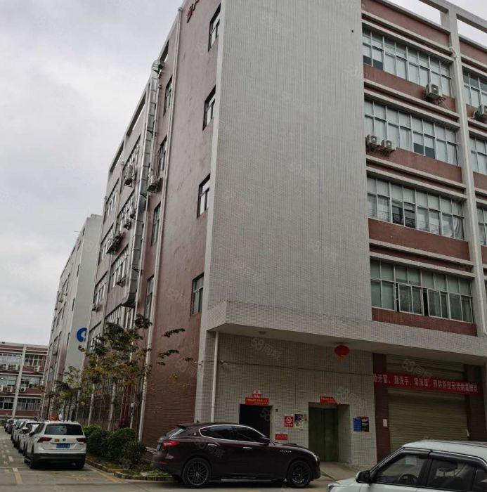 200平起租龙华观澜大富工业园厂房仓库出租转租带宿舍空地大