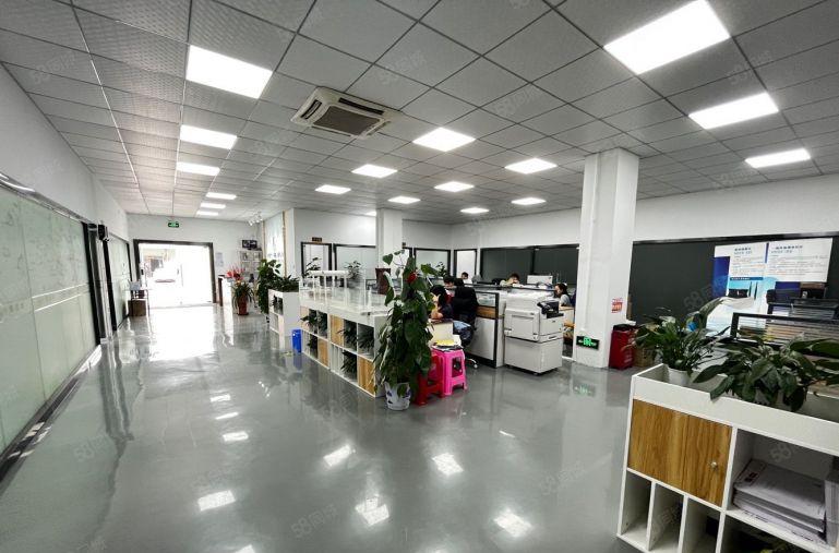 观澜地铁口精装修1000平原房东办公室厂房仓库实际面积出租