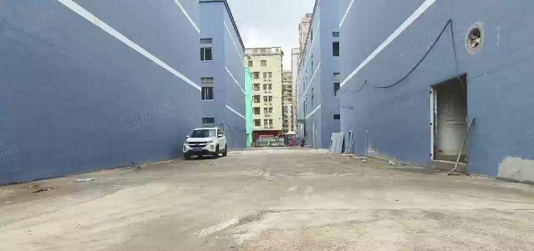 15元起租，定制装修，观澜工业园厂房出租200平起租一楼仓库