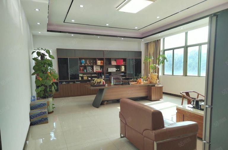 观澜章阁原房东豪华精装修600平米无公摊仓库厂房出租