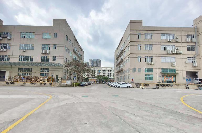 大浪商业中心厂房仓库出租1000至3000平方精装修无尘车间