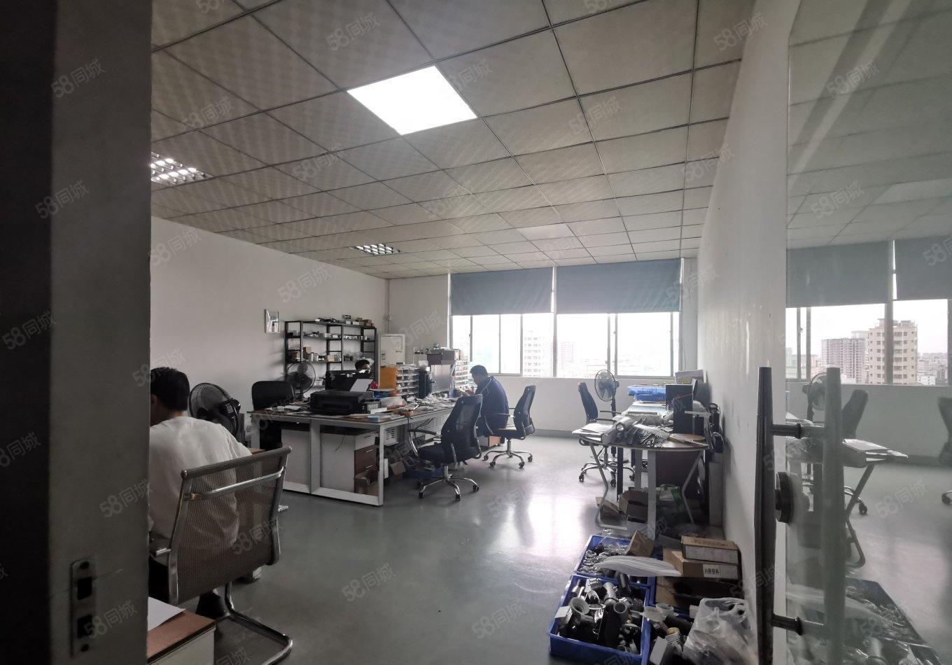 龙华观澜大富工业园1350平带精装修办公室仓库厂房出租可分租