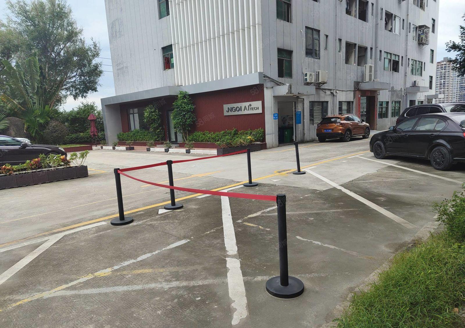 龙华大浪布龙路边石观工业区精装修一楼厂房出租1600平可分租