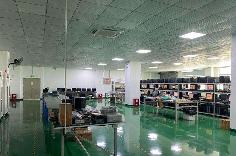 龙华大浪整层精装修厂房1050平，带净化车间，无转让费