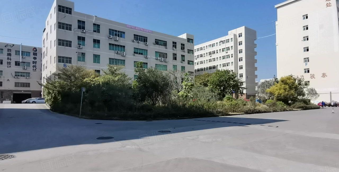 观澜高速口形象超好园区28000平原房东一楼二楼厂房仓库出租