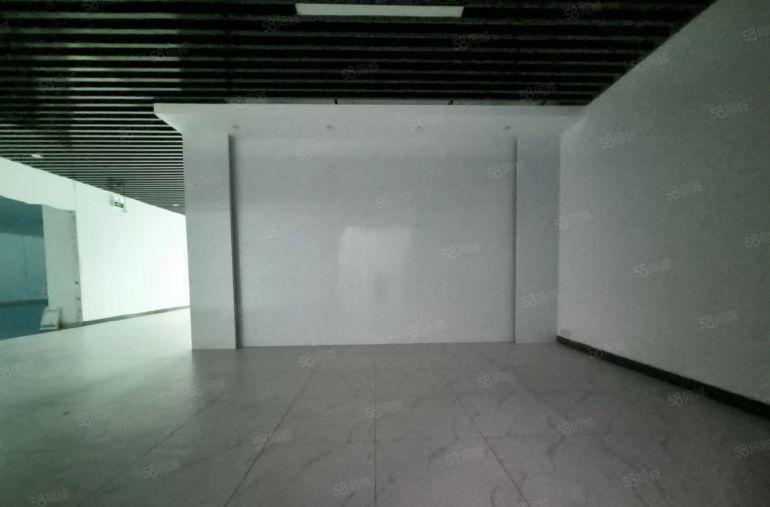 龙华汽车站附近楼上600精装修办公厂房出租