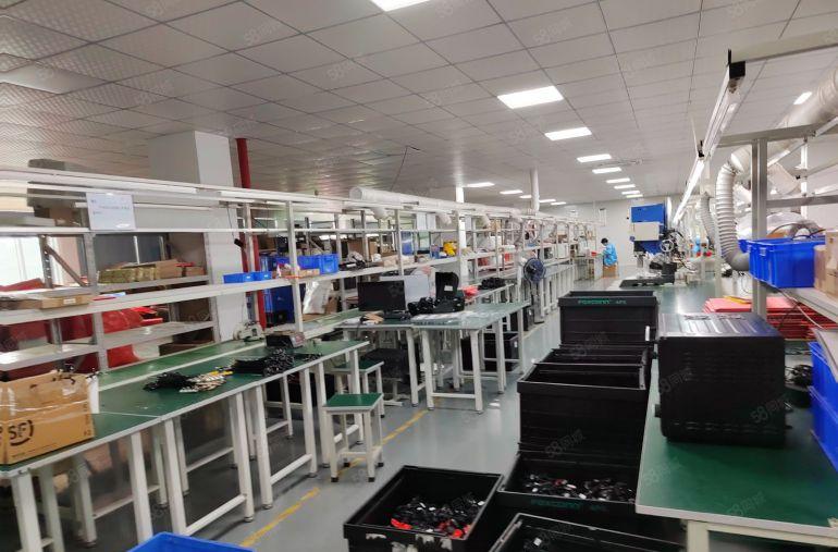 观澜大和工业区原房东楼上900平精装修厂房仓库出租水电齐全