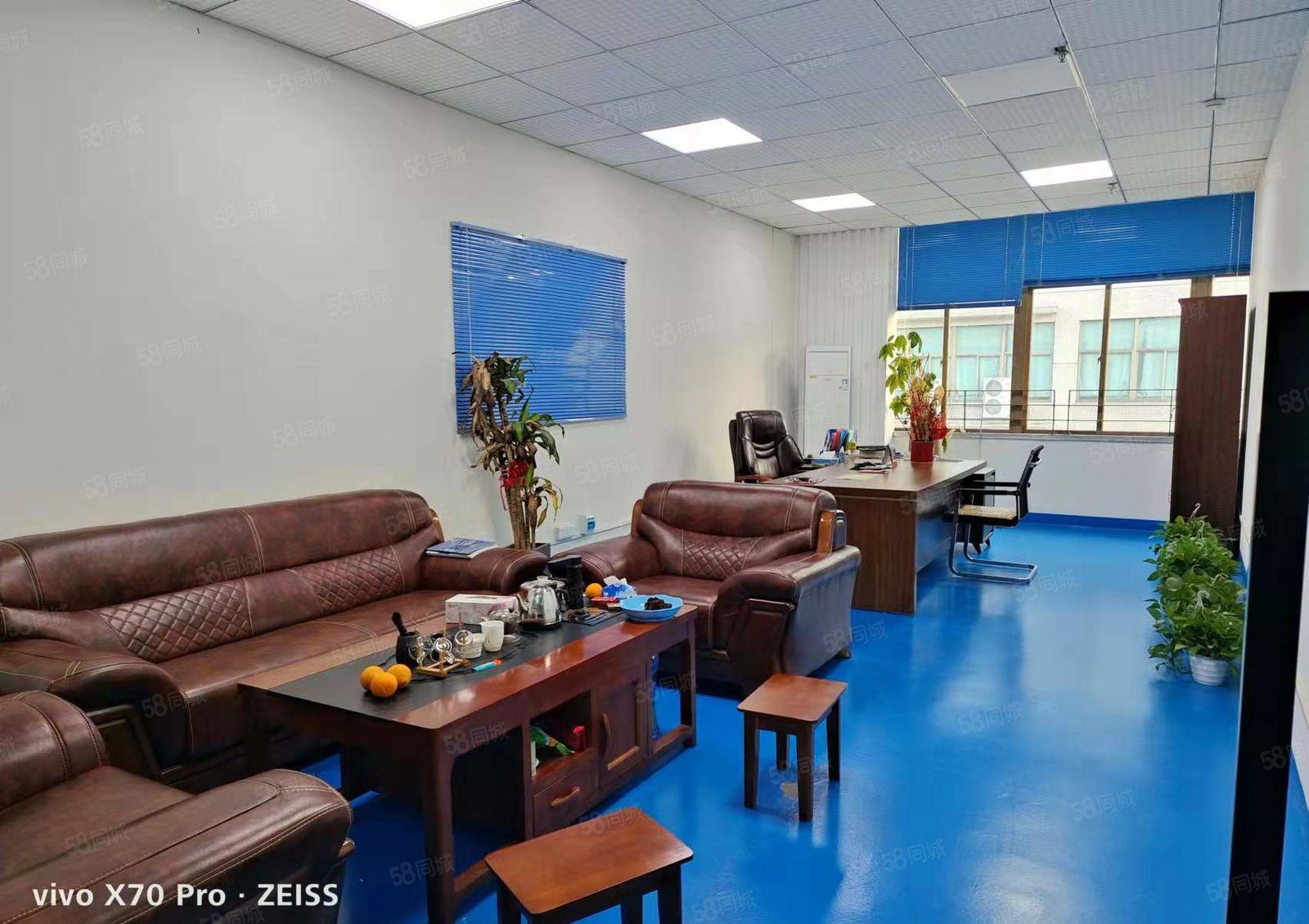 龙华大浪1100平红本精装厂房出租带无尘车间