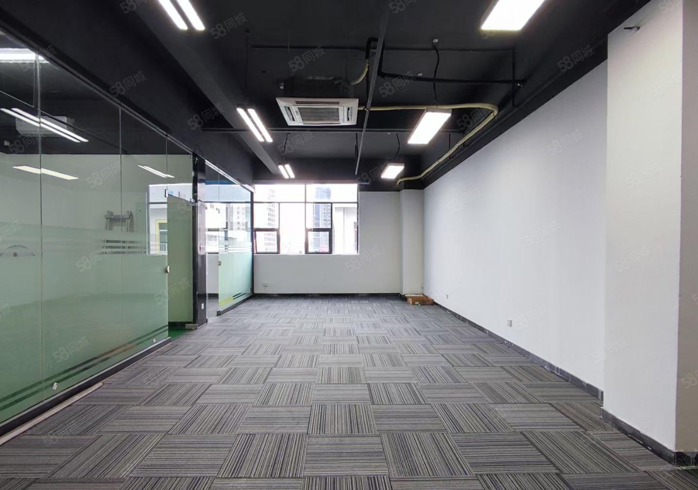 龙华汽车站两百平米厂房出租，带精装修适合做电商办公仓库出租