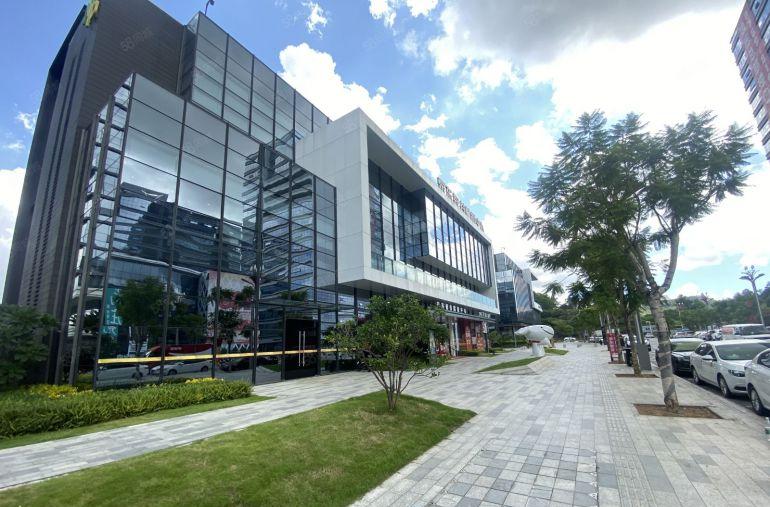 龙华清湖地铁站1000平电商仓库厂房出租，分租200起