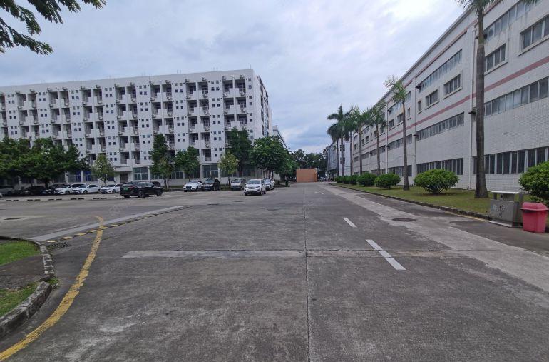 龙华观澜高速路口2000平原房东厂房办公仓库出租卸货平台分租